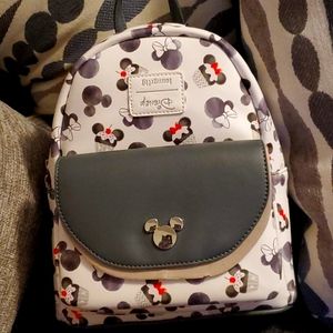 NWT defective Mickey and Minnie cupcake loungefly